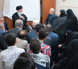 Ayatollah Khamenei pays Nowruz visit to a martyr's family in Mashhad