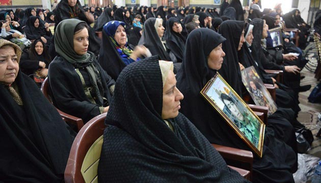 1000 مادر و همسر شهید در شهرری تجلیل شدند