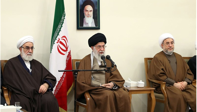امام خامنه‌ای: اگر روحیه جهاد و شهادت گسترش یابد گرایش به شرق و غرب رخت می‌بندد