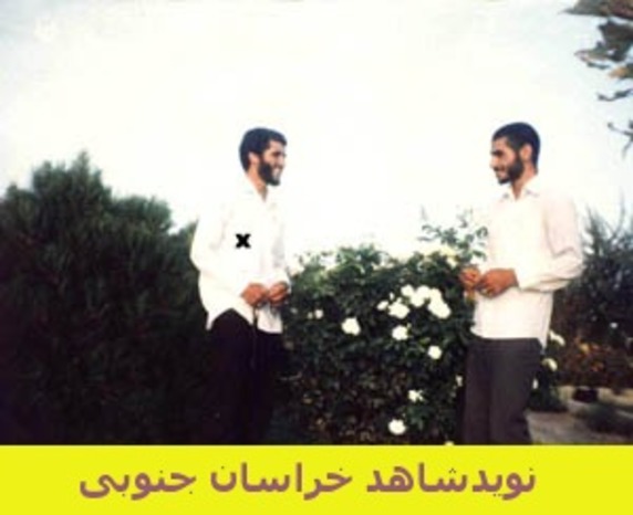 



شهید ابوترابی در کنار دوست ویار صمیمی اش شهید محمد محمودی