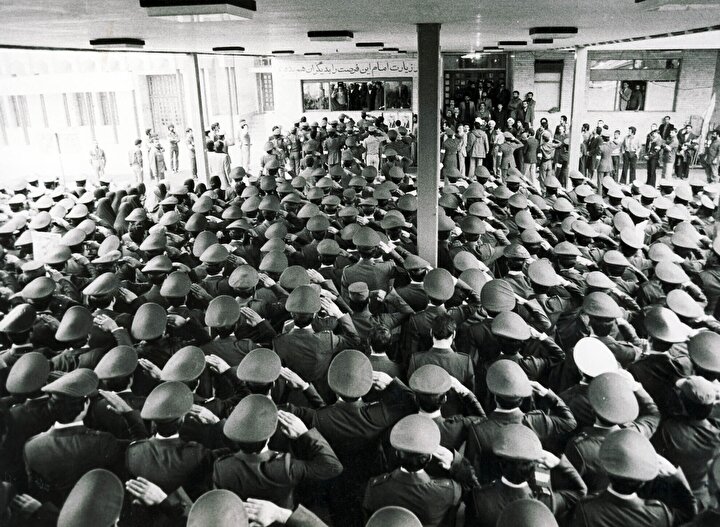 Air Force Homafars Pledge Allegiance to Imam Khomeini in the Decisive Days of the Revolution