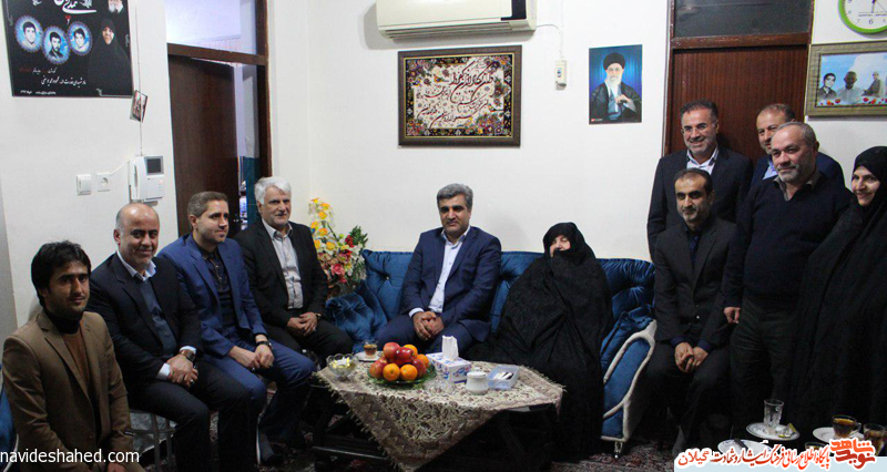 مادر شهیدان یوسفی نماد صلابت، استواری و مقاومت می باشد