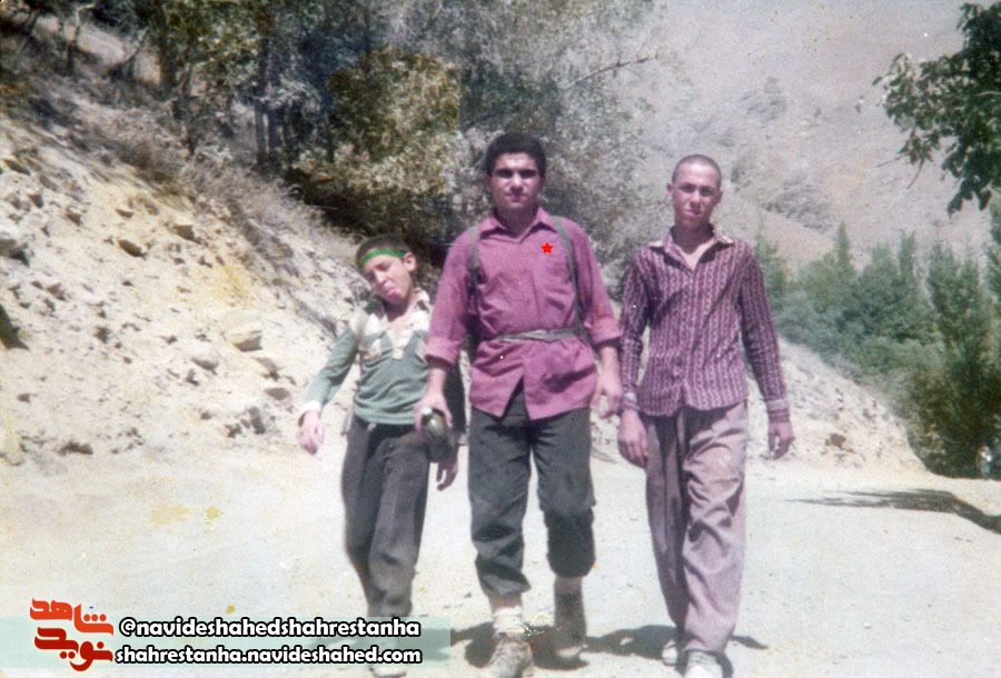 آفرین بر شما که پشتیبان امام و یار و یاور اسلام هستید آفرین بر شما که پشتیبان امام و یار و یاور اسلام هستید
