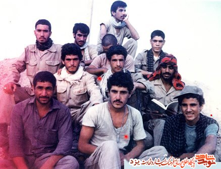 در اخلاق  و نماز از دیگران سبقت می گرفت