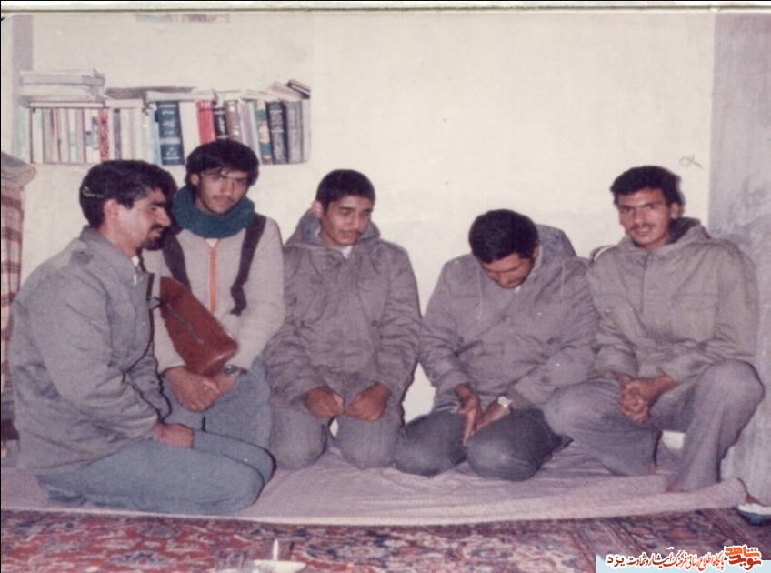 من ساحل نیستم ، موجم ، هستم اگر میروم ، گر نروم نیستم من ساحل نیستم ، موجم ، هستم اگر میروم ، گر نروم نیستم