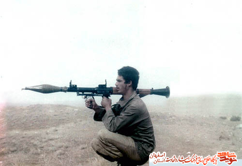 لیوان آب نوشید وگفت این شربت شهادت من است لیوان آب نوشید وگفت این شربت شهادت من است