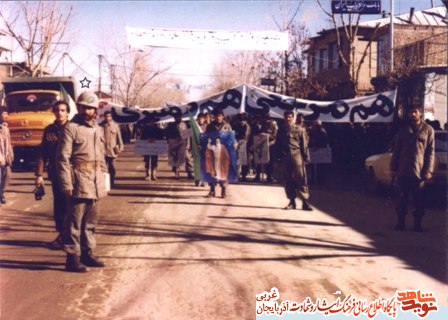 پاسدار وظیفه ای که از ماموران شاه ترسی به دل نداشت