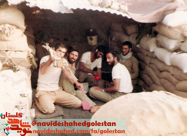 شهید سعدالله روشنی؛  تنها هديه اي که از من براي شما مادر و پدر عزيزم مي گذارم هديه شهادتم است