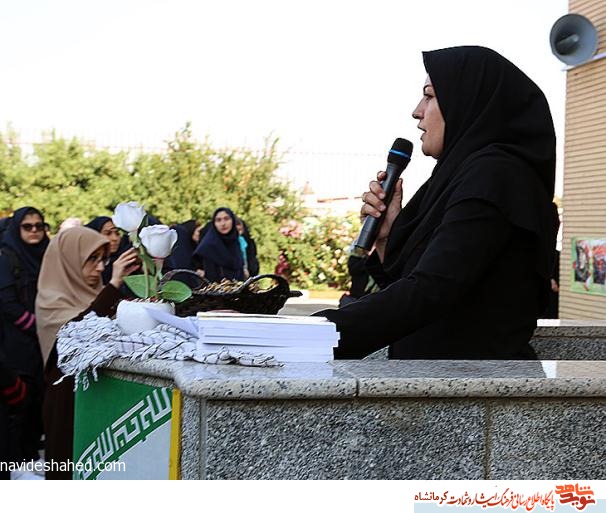 سخنرانی پیشکسوتان دفاع مقدس در مدرسه شهدای بارانیان کرمانشاه +تصویر