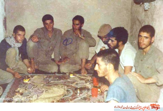 دانشجوی جبهه