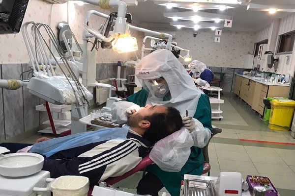 دکتر محمدی: به پدرم قول داده بودم دندان‌پزشک شوم