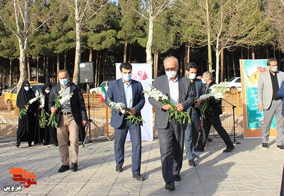 گزارش تصویری از گلباران مزار جانبازان متوفی در قزوین