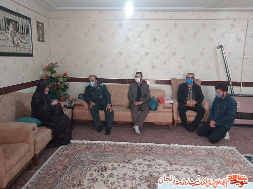 گزارش تصویری/ دیدار با خانواده های شهدای شهرستان خرمدره در ماه رحمت