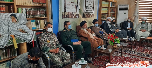 گزارش تصویری| محفل خاطره‌گویی رزمندگان دفاع مقدس در دفتر نماینده ولی فقیه استان سمنان