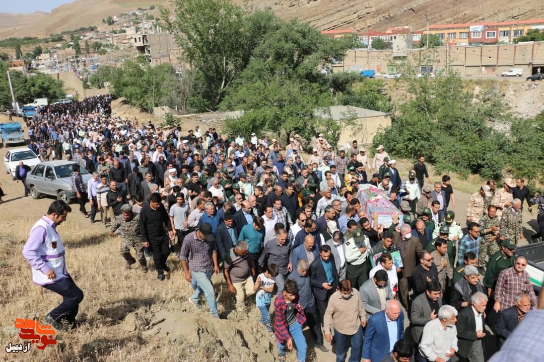 شهید الرحمن احدی در آغوش زادگاهش آرام گرفت