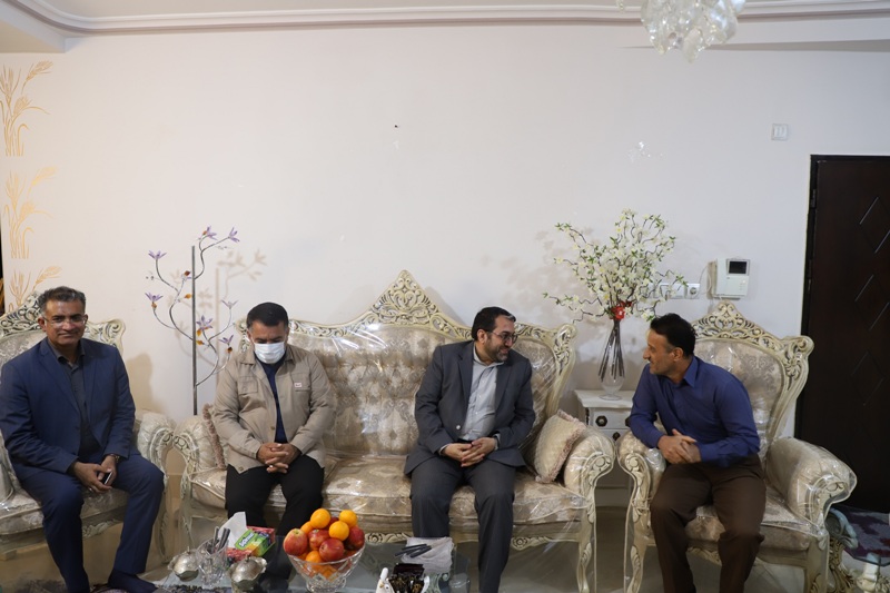 دیدار مدیرکل بازرسی بنیاد با خانواده شهید «عیسی کریمی» و جانباز «جهانشیر جوادی‌زاده»