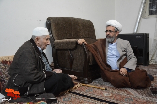 گزارش تصویری/تکریم پدر شهیدان «سیدنورخدا موسوی» و شهید «داریوش مرادی» در روز پدر