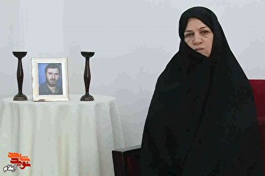 معلمی دلسوز که سال‌ها درس عشق و ایثار به دانش‌آموزان آموخت