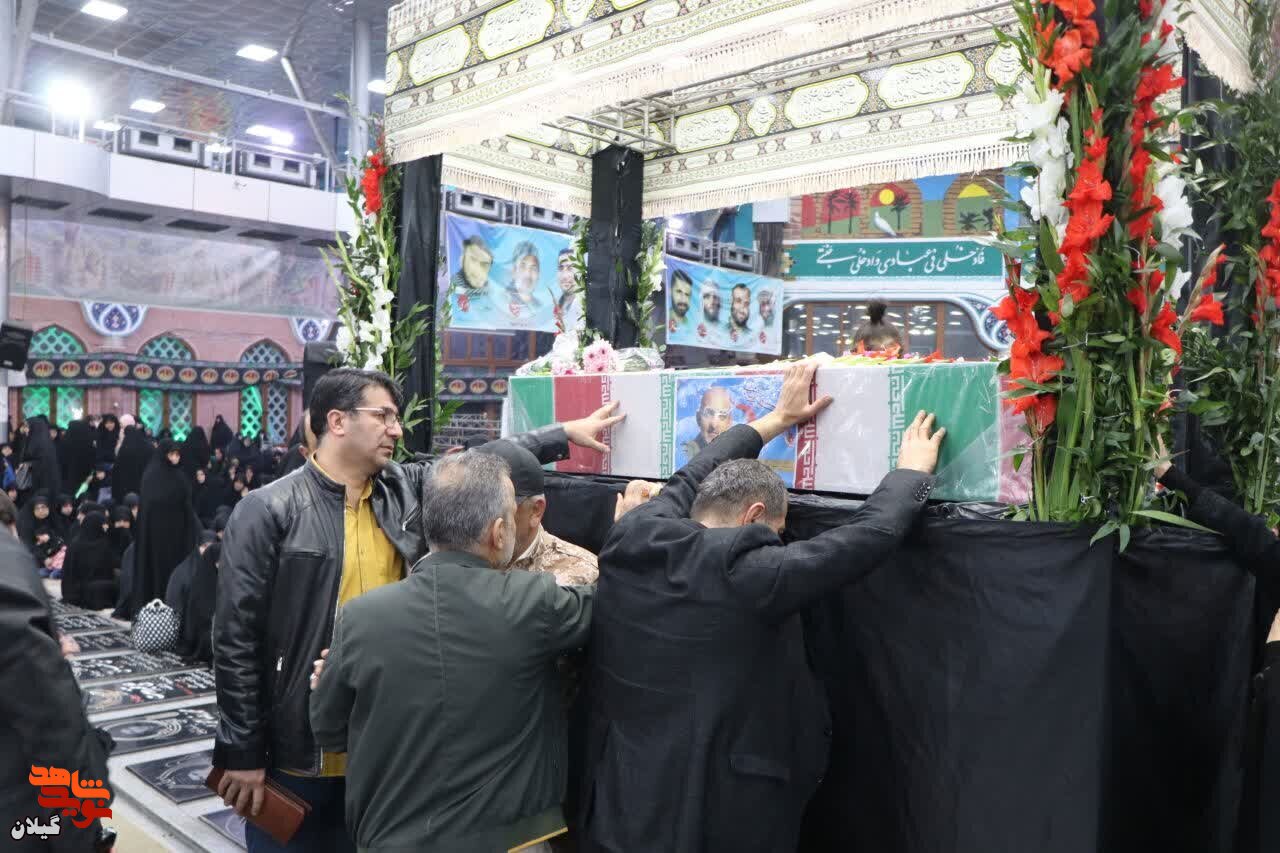 مراسم وداع با پیکر شهید مدافع حرم «محمدرضا یعقوبی» برگزار شد