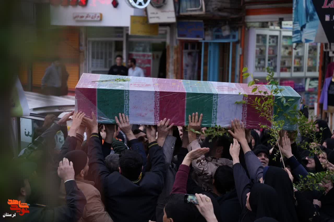 مردم کوهدشت در ایام فاطمیه پذیرای لاله های فاطمی شدند