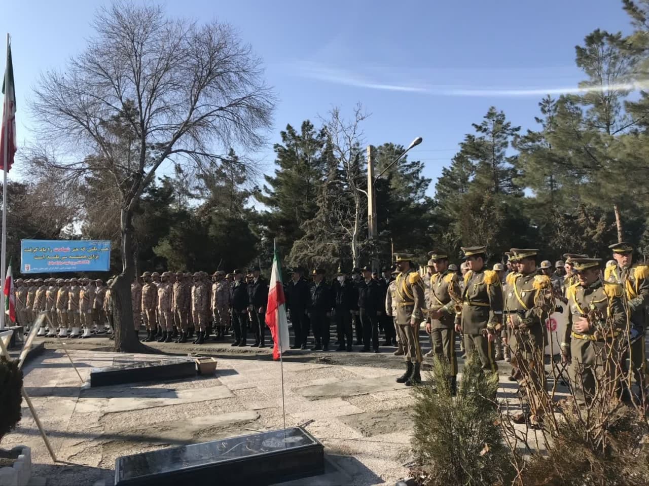 گلباران مزار مطهر شهدای سلماس