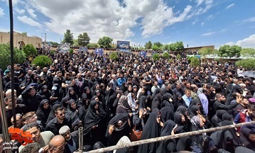 مراسم خاکسپاری شهید دکتر رحمتی در مراغه