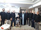 گزارش تصویری| برگزاری روضهِ خانگی در تاسوعایِ حسینی در منزل جانباز «حسین...
