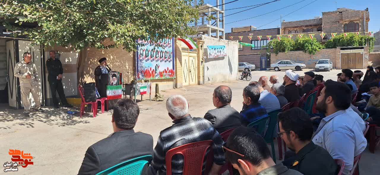 یادواره آبرو محله «محله خیابان انقلاب»برگزار شد