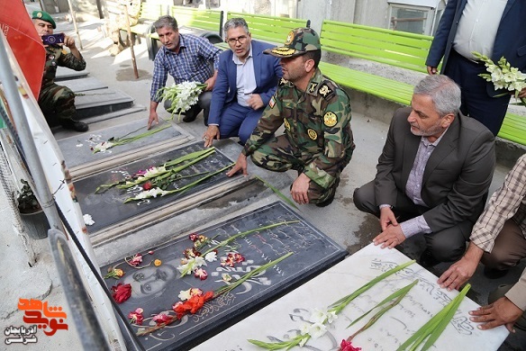 مراسم «مهمانی لاله ها» در گلزار شهدا برگزار شد + تصاویر