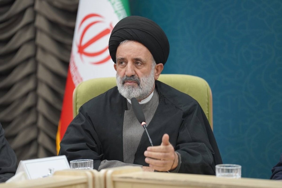 هنر، آینه‌ای برای حقیقت ایثار