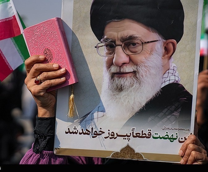 خیزش سراسری ملت ایران علیه تروریست‌ها/ خاطره ۹ دی زنده شد