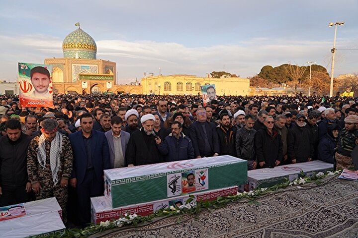 گزارش تصویری | روایت خاکسپاری شهدای شهرستان قزوین
