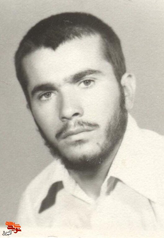 تابوتِ خالیِ دانش‌آموز، تاجِ سومار: شاه‌نامه‌ای به خطِّ محمدحسین آقاجانی