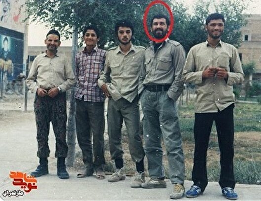 راه شهدا را تداوم بدهید