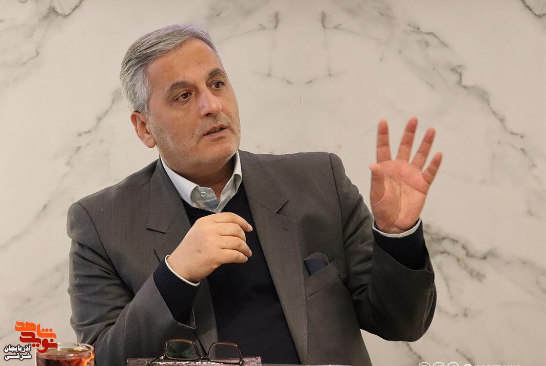 پاسداشت فرهنگ فداکاری و پیوند هنر با ارزشهای انسانی پاسداشت فرهنگ فداکاری و پیوند هنر با ارزشهای انسانی