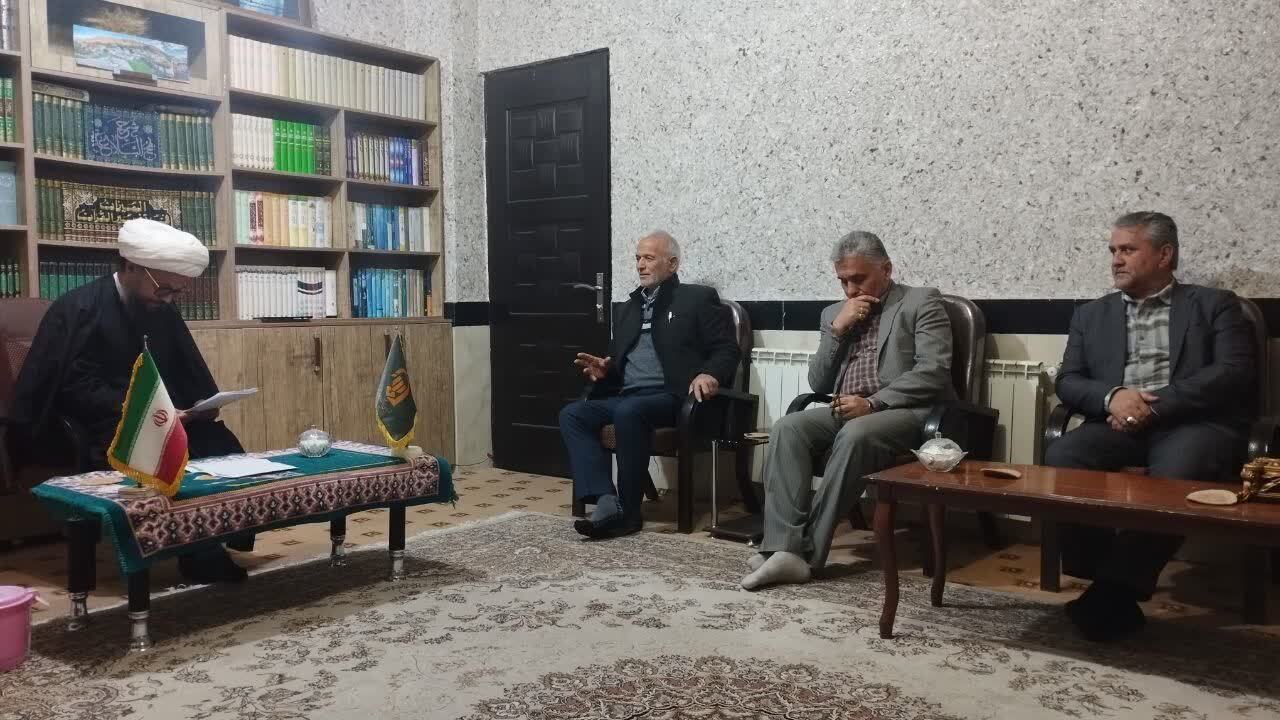 دیدار با خانواده‌های شهدا و جانبازان در هشجین