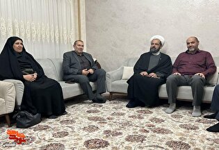 دیدار مدیر کل بنیاد شهید و امور ایثارگران گلستان با خانواده شهیدان «درویشعلی دهقان» و «سوخت‌سرایی»