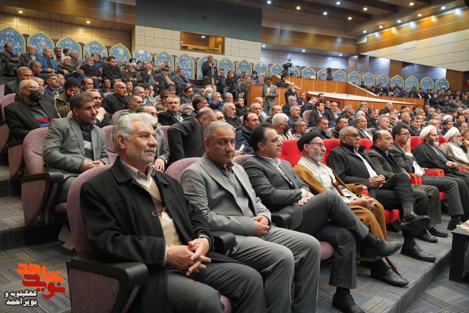 گزارش تصویری /اختتامیه نخستین جشنواره ملی داستان ایثار شهدای غریب