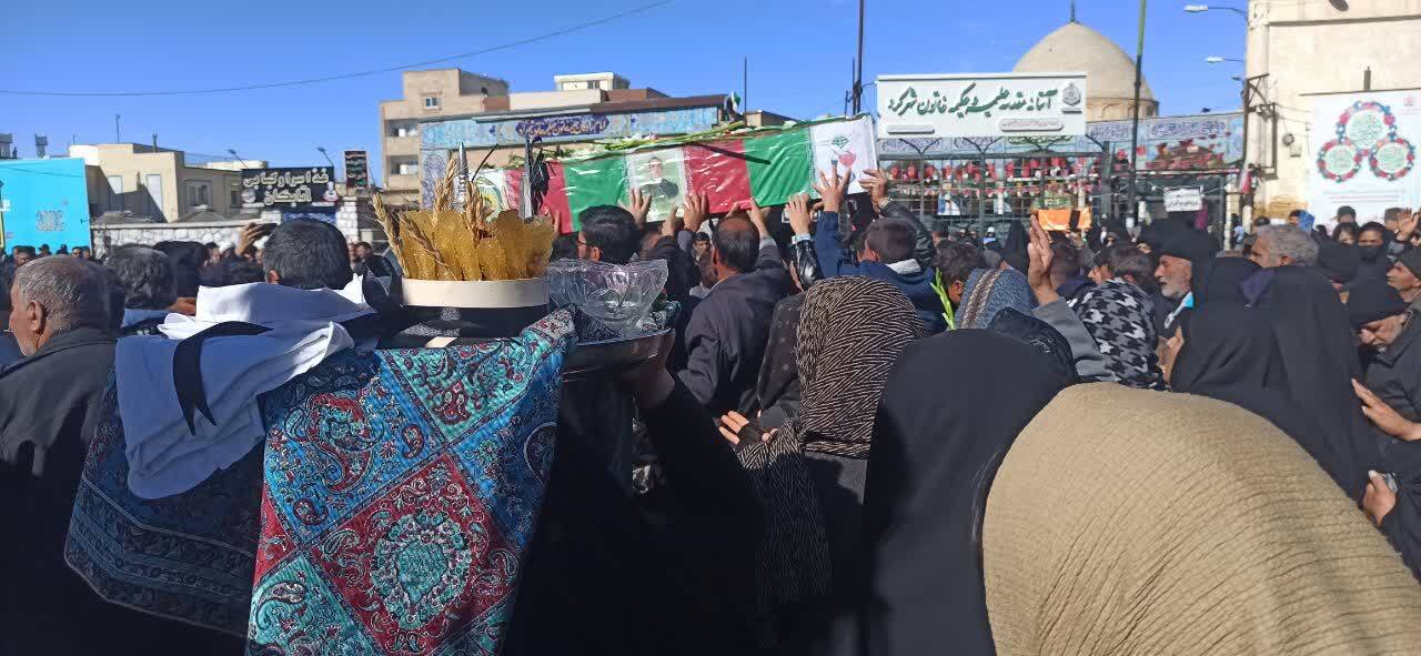 تشییع باشکوه پیکر سرباز شهید «عباس عالی‌پور» در شهرکرد
