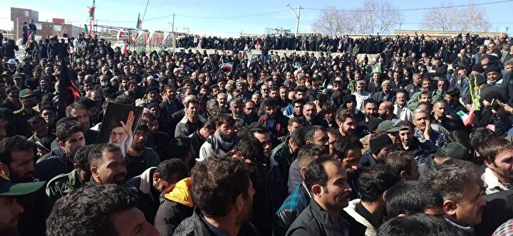 تشییع باشکوه پیکر سرباز شهید «عباس عالی‌پور» در شهرکرد