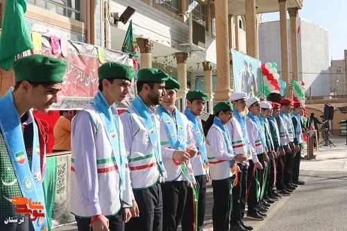 آیین نواختن زنگ انقلاب و آغاز برنامه های دهه فجر در لرستان