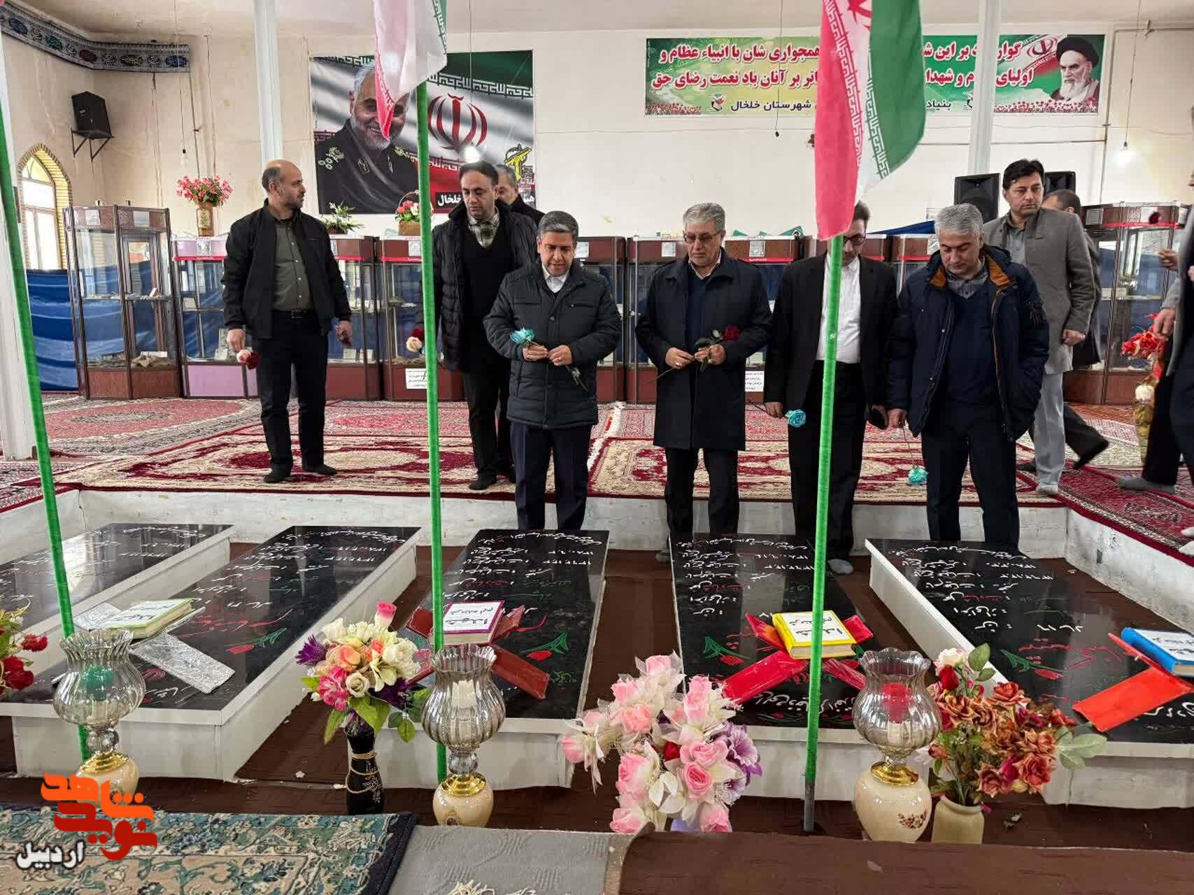ادای احتراما استاندار ردبیل به مقام شهدای گمنام شهرستان خلخال+ عکس