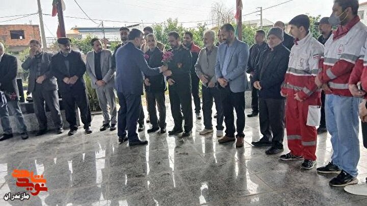 تصاویر/مراسم ملی میهمانی لاله‌ها در گلزار شهدای مازندران