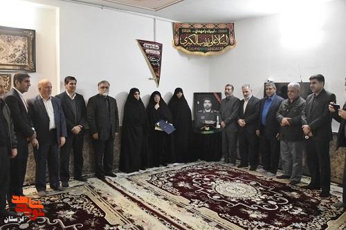 از خانواده شهید «محمدباقر طاهرپور» تجلیل شد