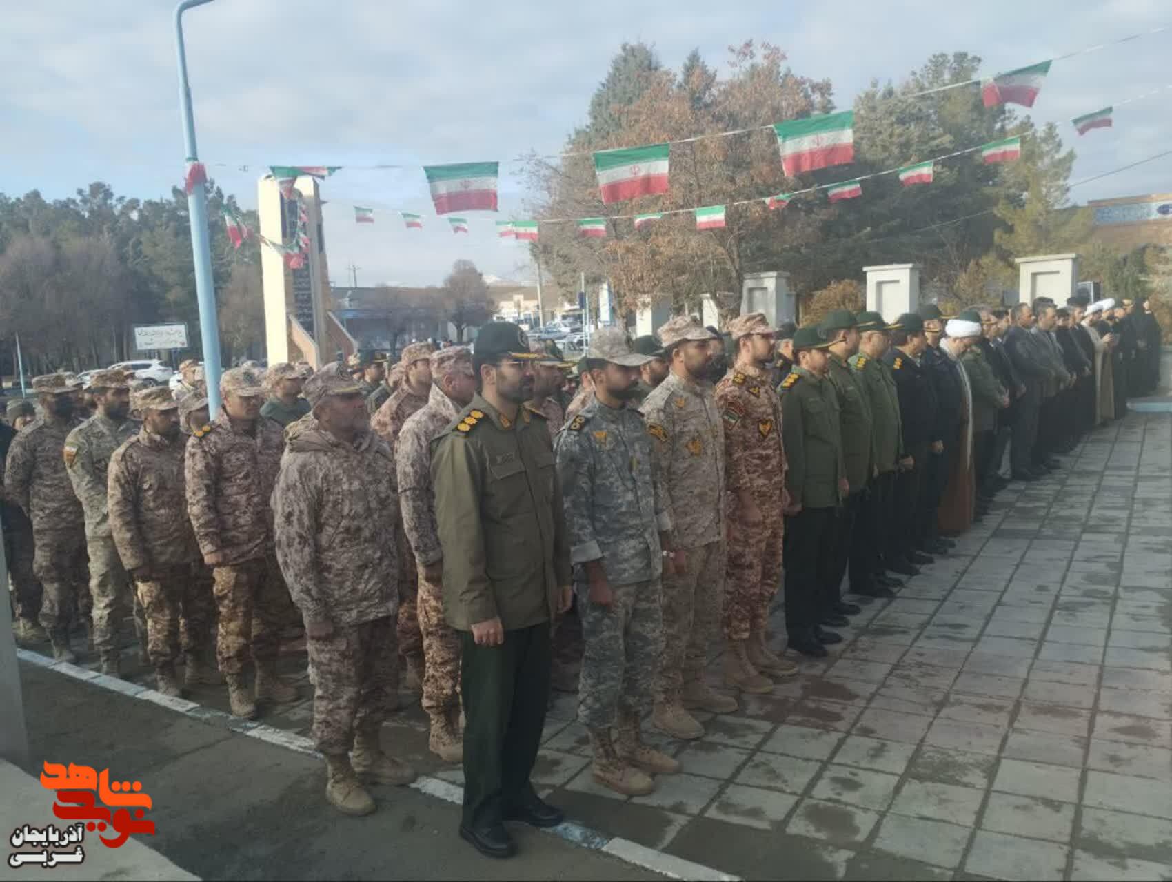 مراسم غبارروبی  و عطرافشانی مزار شهدا در نقده