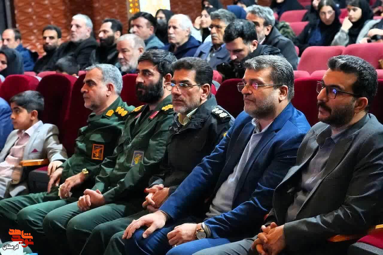 یادواره شهدای جنگ ۱۲ روزه کامیون‌دار لرستان برگزار شد