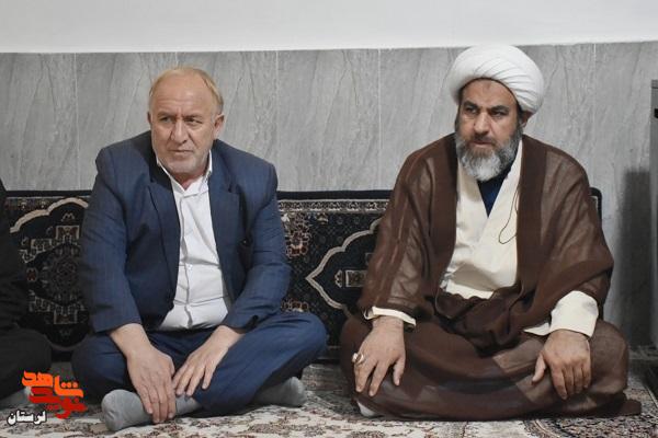 دیدار با خانواده شهیدان والامقام«سردار علیمردان آزادبخت و اسد علی آزادبخت» در شهرستان کوهدشت