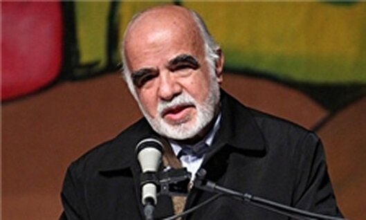 روز‌های دوشنبه زندانیان را کابل می‌زدند و رهایشان می‌کردند