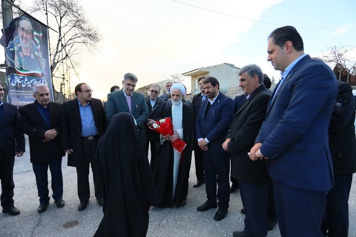 گزارش تصویری| حضور معاون حقوقی رئیس‌جمهور در گلزار شهدای همدان