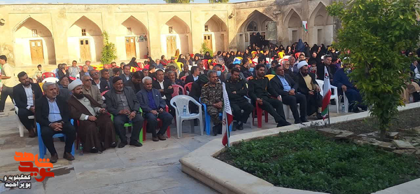 وقتی شعر، زبان ماندگار حماسه و شهادت در دهدشت می‌شود